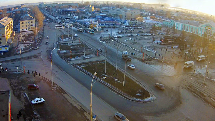 Перекрёсток пр. Кузнецкий - пр. Ленина (Кемерово, Россия)